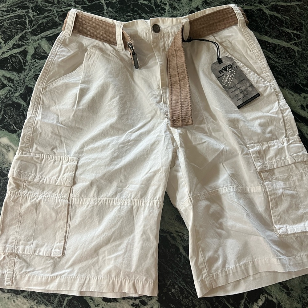 NWT men’s cargo shorts with belt white size 34